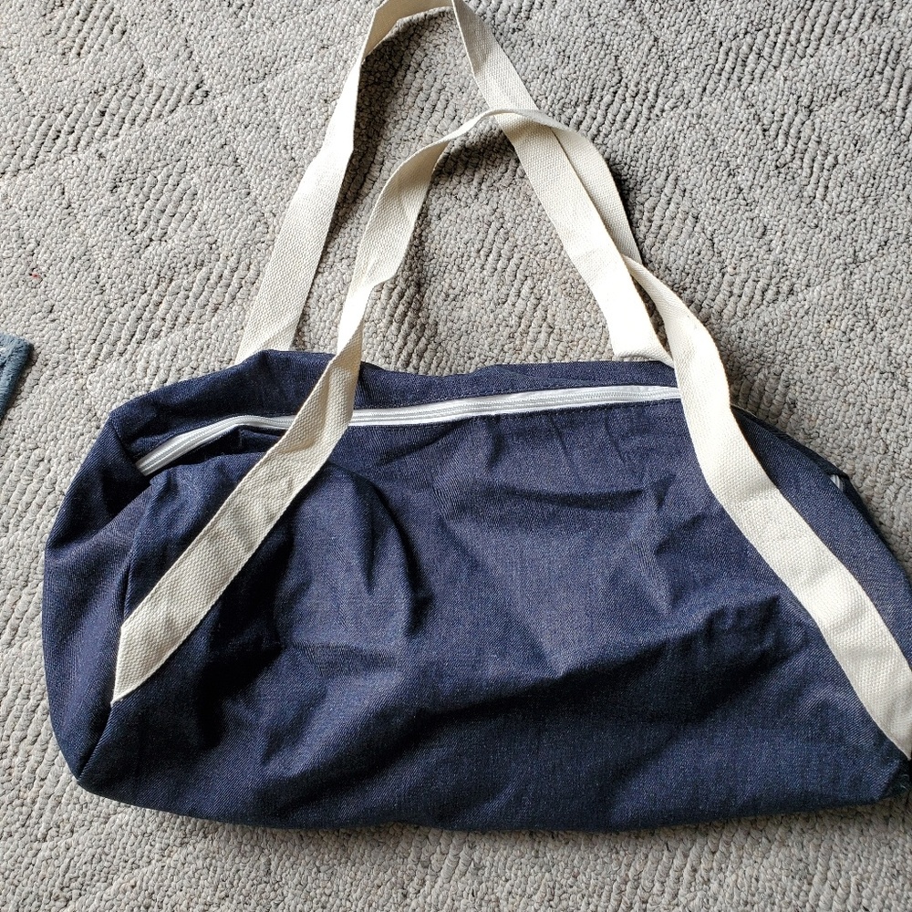 Duffel bag - Picture 2 of 6